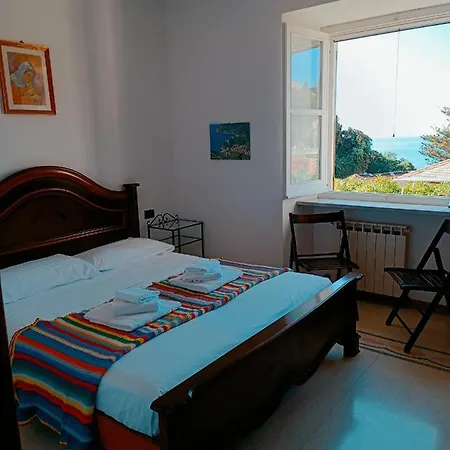 Bellavista Apartment *